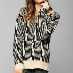 UO Sparkle & Fade Crewneck vintage style sweater Size Medium